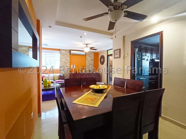 Exclusive House in Villas del Golf